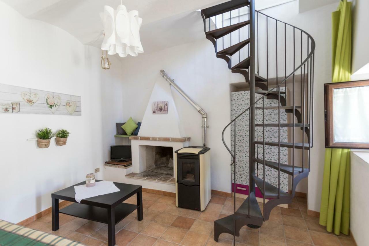 La Casa In Pietra Apartman Villa Santa Maria  Kültér fotó